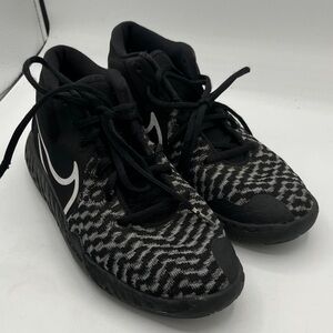 Nike KD Trey Youth size 4.5  Sneakers